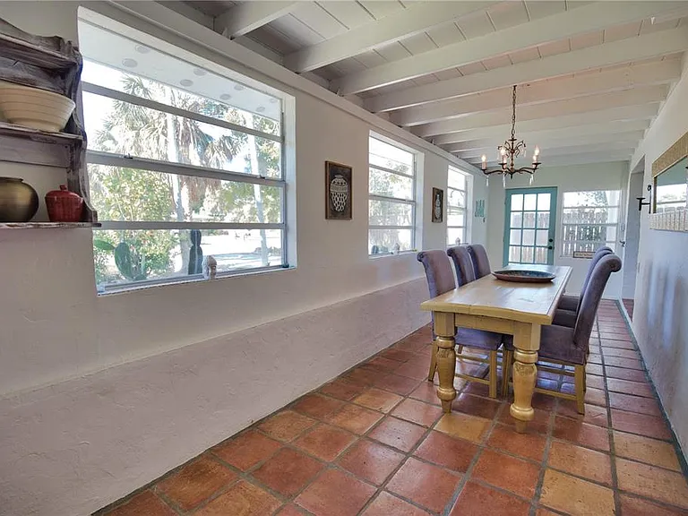 650 Edwards St — Photo 24