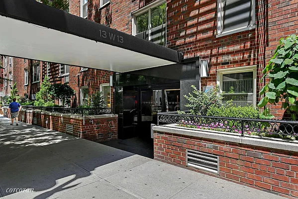 Sold by Corcoran | media 19