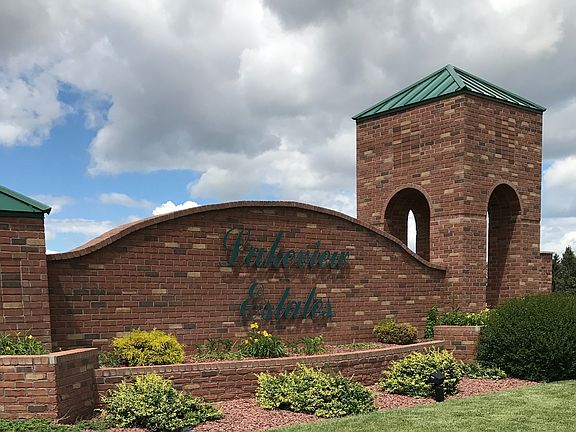 4th image of 4266 Woods Edge St