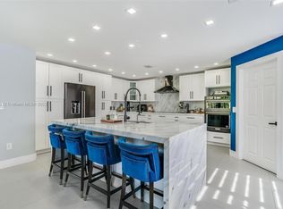 5008 NW 57th Way, Coral Springs, FL 33067