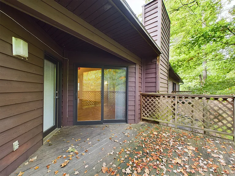The Arbors — Photo 60
