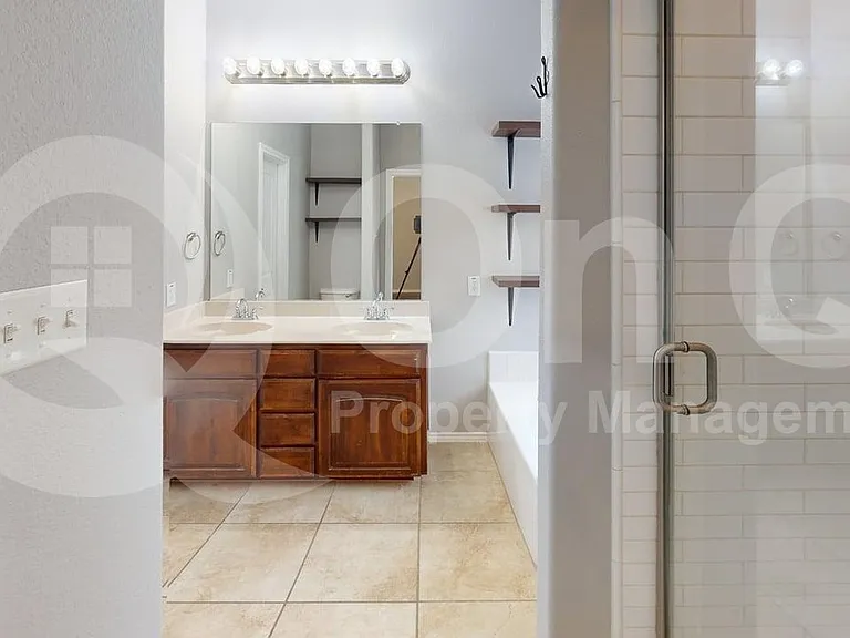 14308 Polo Ranch St — Photo 16