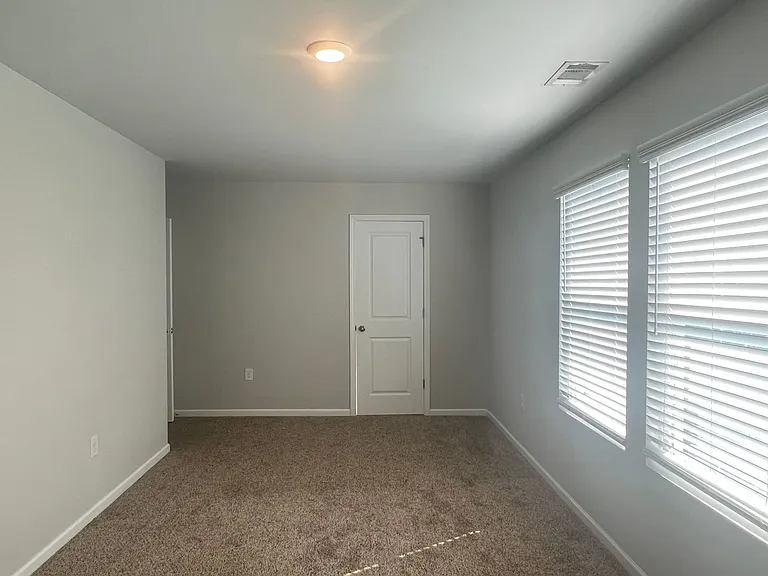 431 Camella Cir — Photo 26