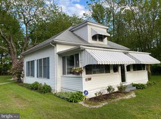 6027 Drum Point Rd, Deale, MD 20751