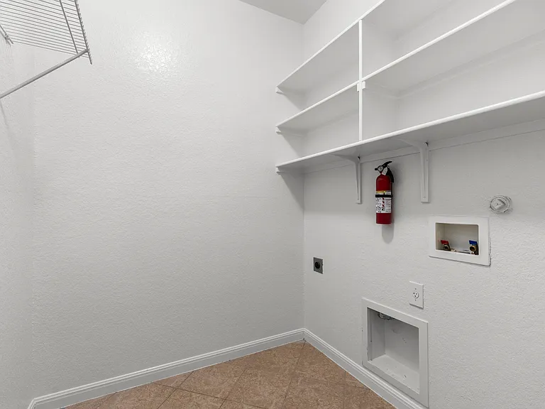 25047 McBride Dr — Photo 27
