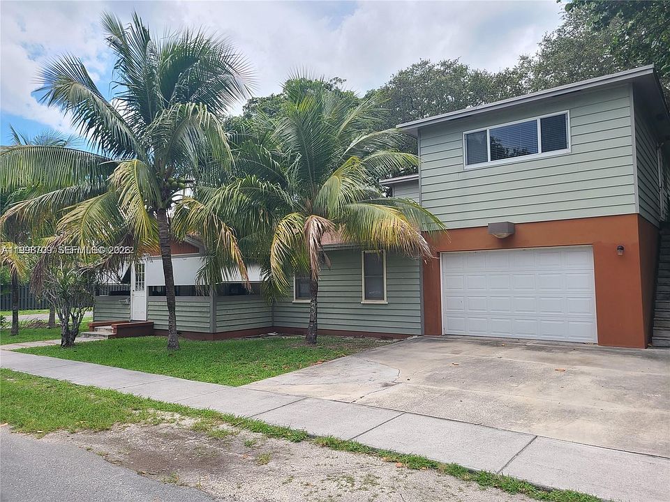 1st image of 258 SW 1st Ct