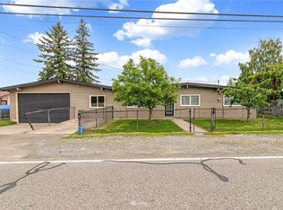 18460 4th Ave S, Burien, WA 98148