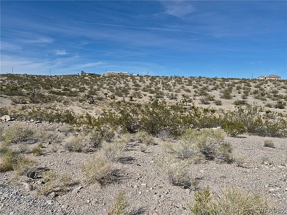 3rd image of 835 W Hualapai Creek Drive