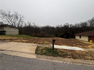 6210 Freeman Ave, Kansas City, KS 66102