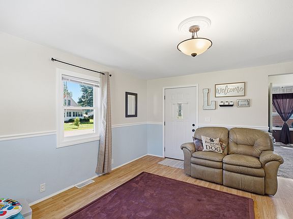 4th image of 1705 Vine St