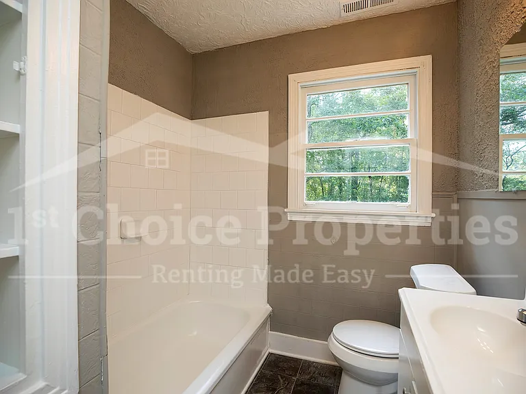 101 14th Ct NW — Photo 8
