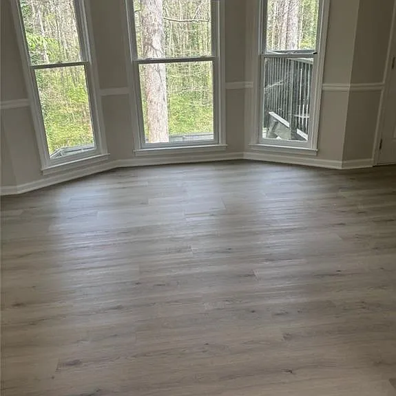 1070 Meadowsong Cir — Photo 3