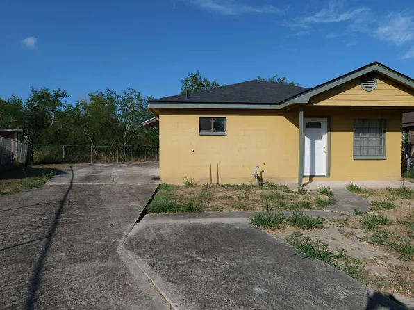 6955 Laguna Madre Dr, Brownsville, TX 78526