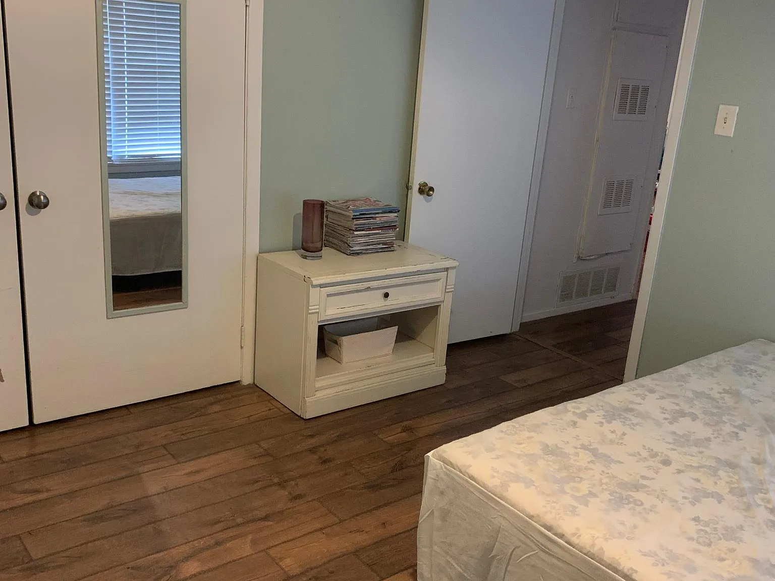 109 Vandenburg Dr — Photo 4