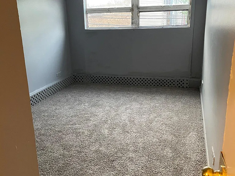 1814 W 79th St #209 — Photo 6