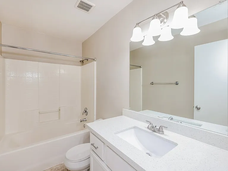 2306 Hollow Oak Ave — Photo 15