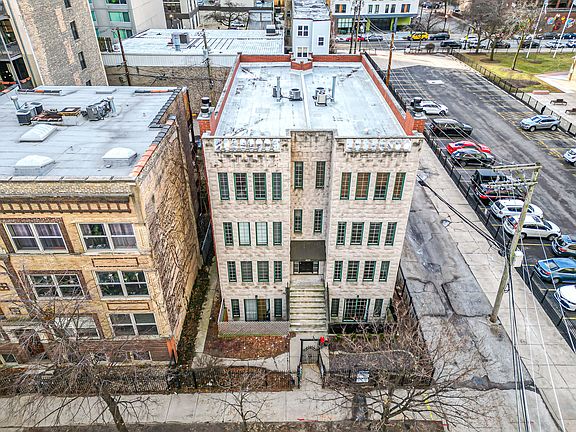 2nd image of 825 W Eastwood Ave APT 1W