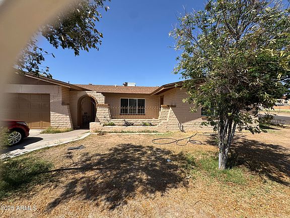 3rd image of 4902 W VISTA Avenue