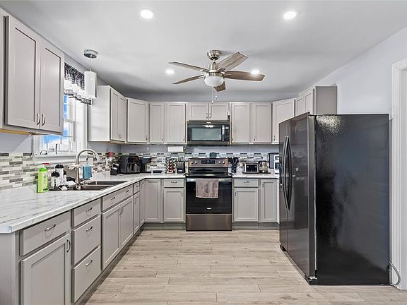 5th image of 133 Station Road