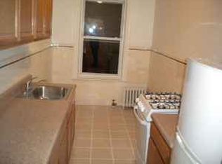 8438 120th St APT 4B, Kew Gardens, NY 11415