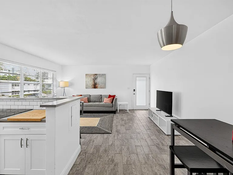 624 Orton Ave #3 — Photo 16