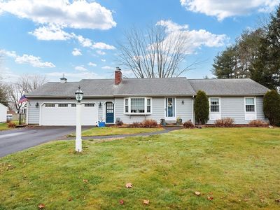 235 Olney St, Seekonk, MA, 02771
