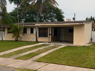9500 Dominican Dr, Cutler Bay, FL 33189