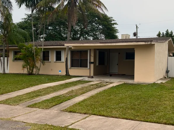 9500 Dominican Dr, Cutler Bay, FL 33189