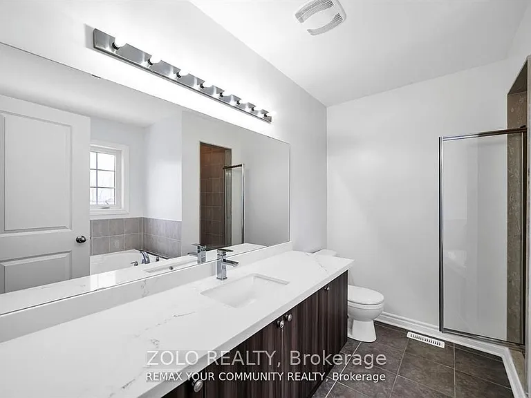 17 Adanac Dr #MAIN 2ND FLOOR — Photo 12