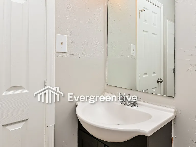 7421 Plover Cir — Photo 11