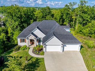 7201 Rudchester Ct, Columbia, MO 65203