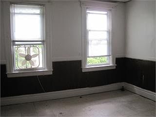 5th image of 80 Girard Ave