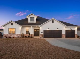 540 Flagstone Pass Dr, O'Fallon, IL 62269