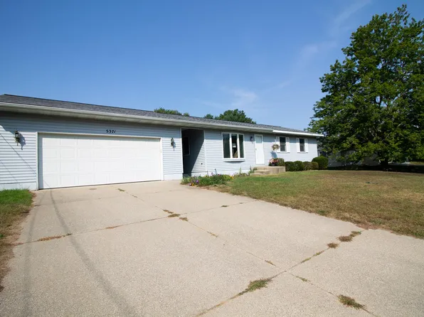 5371 Hillview Dr, Muskegon, MI 49441