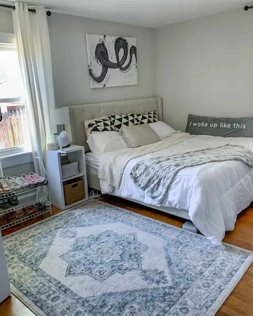 Grid house on 3rd St available Fall 2027!! — Photo 4