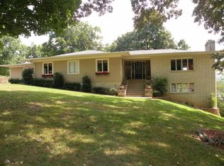 9222 Lakewood Cir, Soddy Daisy, TN 37379