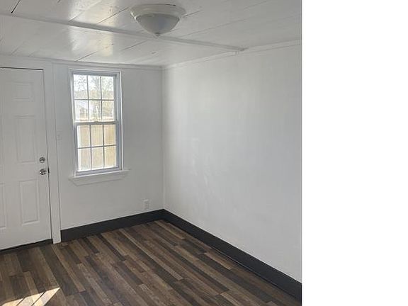 4th image of 5005 Avenue K