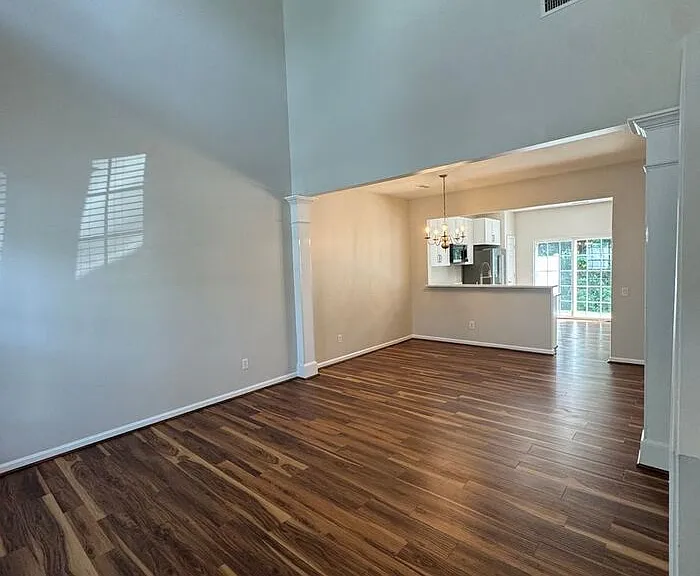 6834 Beverly Springs Dr — Photo 2