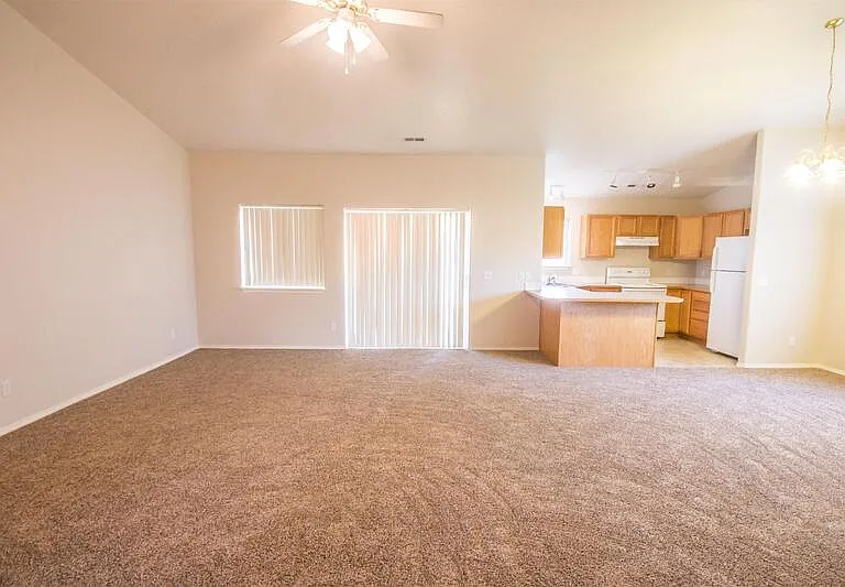 7765 N Abercrombie Ct — Photo 2