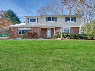 16 Maplecrest Ln, Colts Neck, NJ 07722