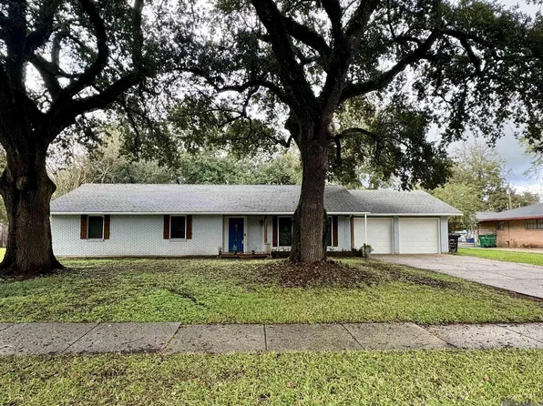 25375 Hackberry Ln, Plaquemine, LA 70764