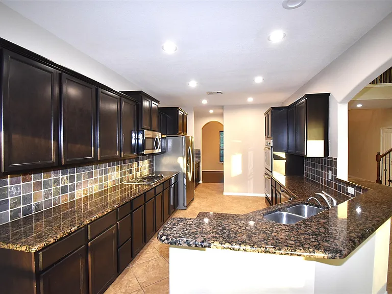 51 S Greenprint Cir — Photo 14