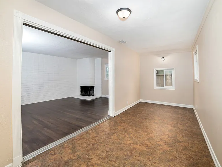 2958 Gramercy St — Photo 15