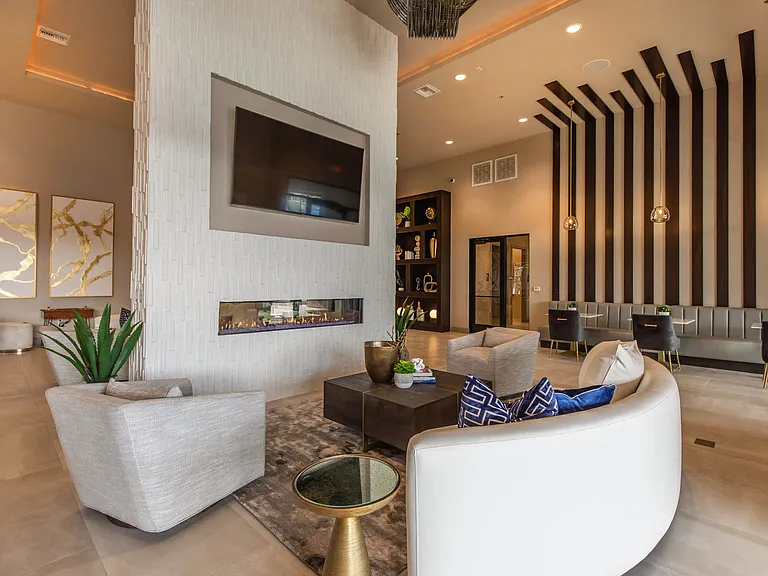 Level 25 at Cactus by Picerne — Photo 14