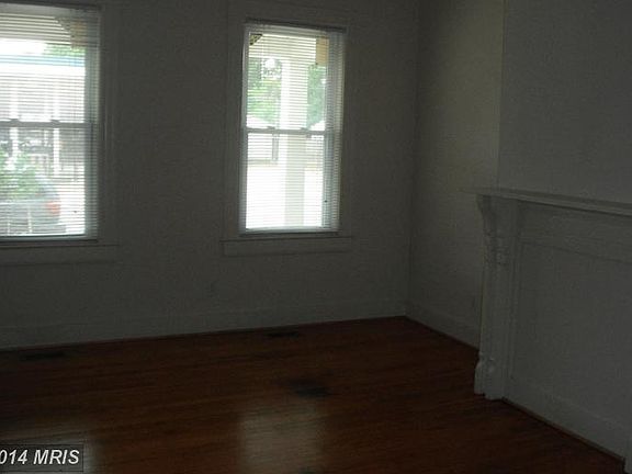 4th image of 1603 Princess Anne St #B