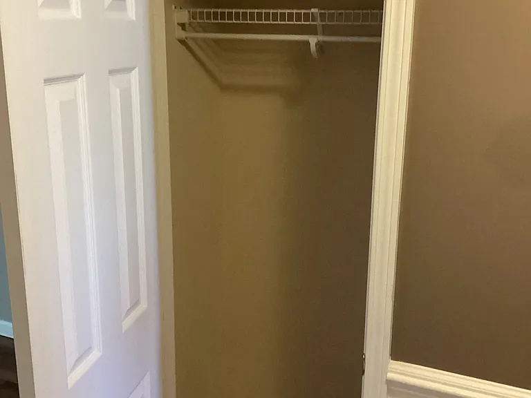 365 Creekside Dr — Photo 14