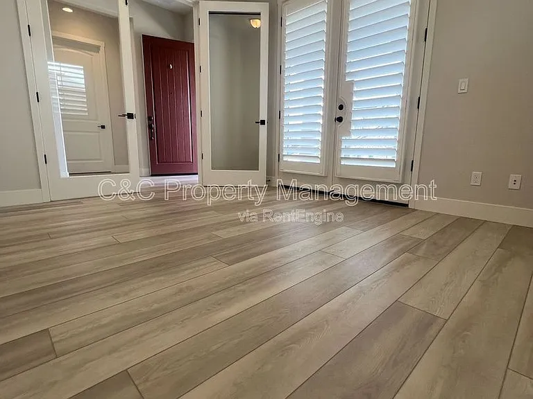 2996 Minaret Way — Photo 19