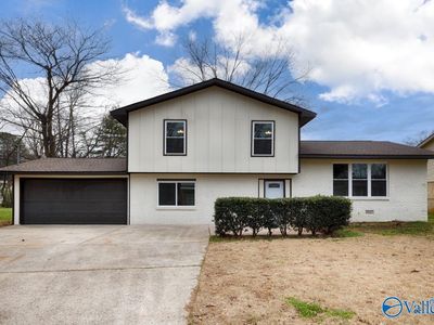 5016 Lori Cir NW, Huntsville, AL, 35810