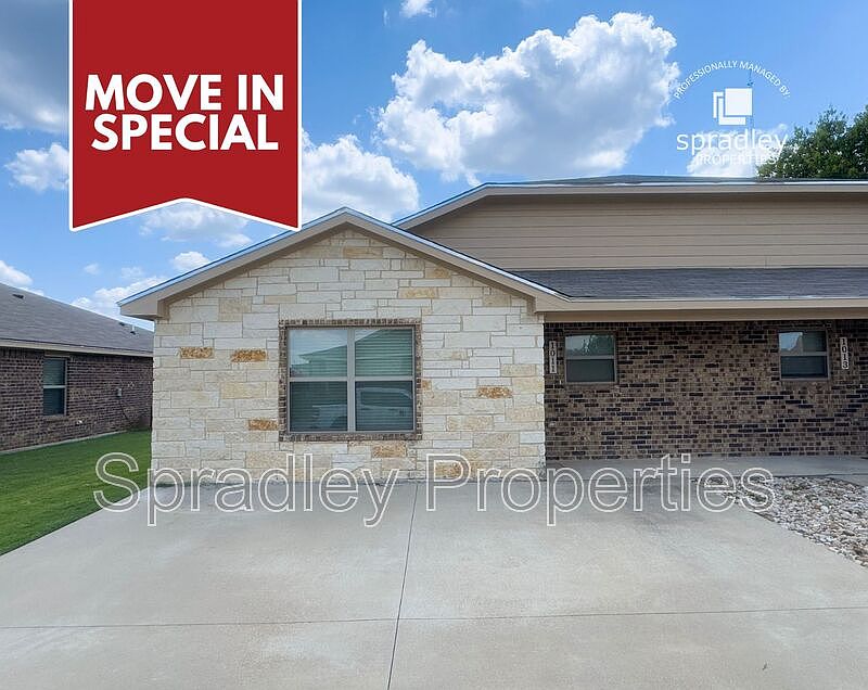 1st image of 1011 Laila Ln