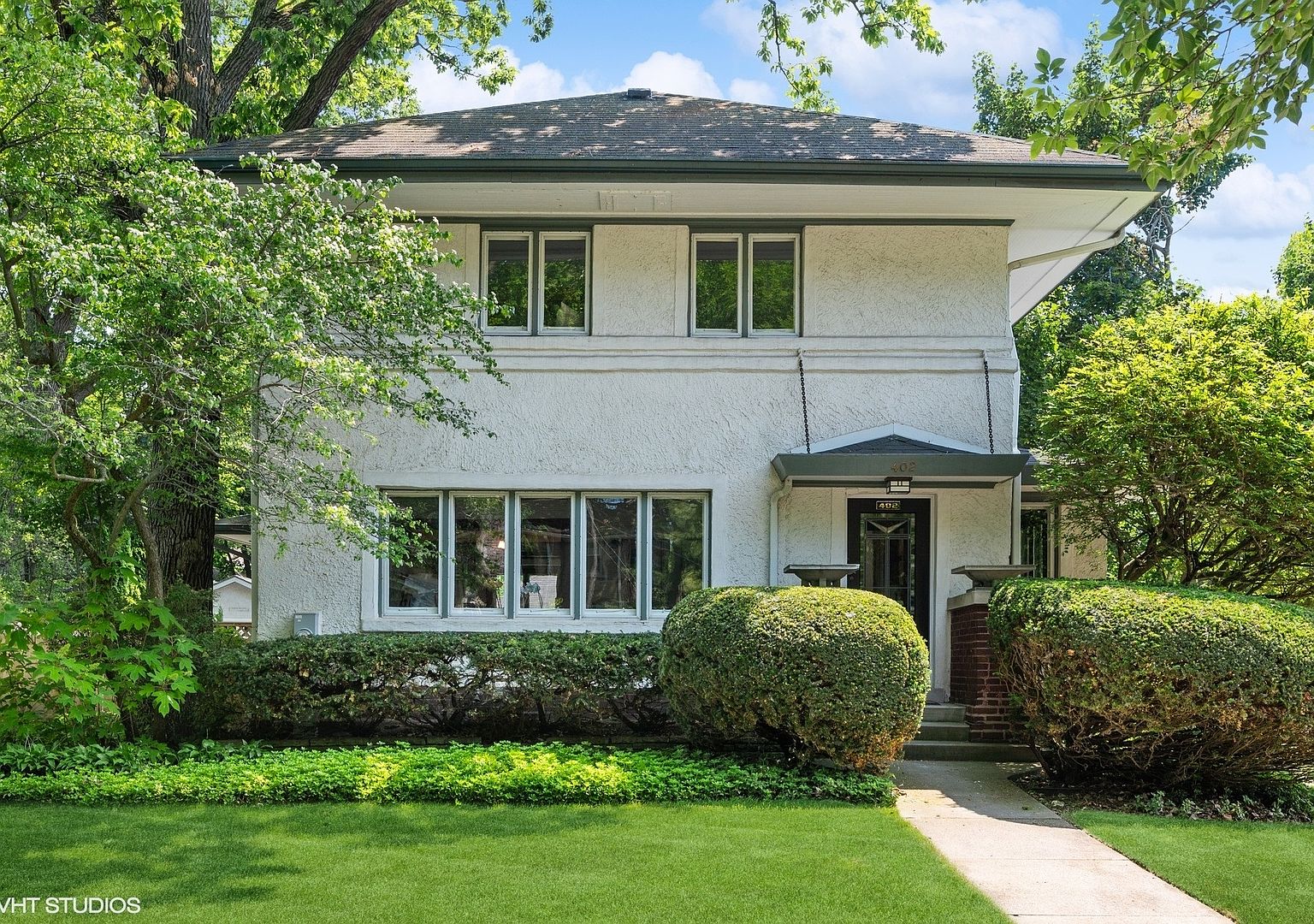 402 Hawthorn Ln, IL 60093 Zillow